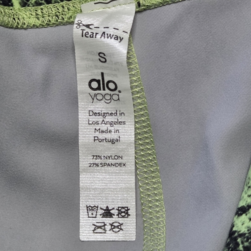 Alo Yoga Snakeskin Vapor Leggings Green Size Small - Picture 9 of 12